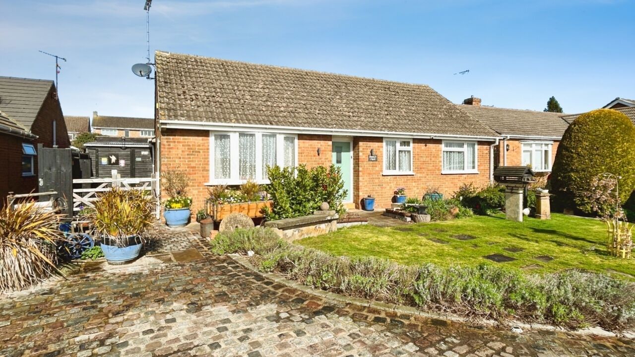 Cmvd FBS Vj Eig Qi M6 QGC Lq A