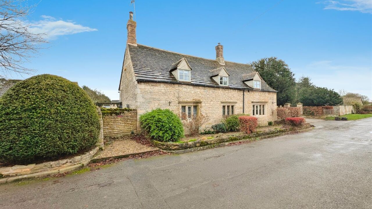 T t5fs GY02 I0e FP Hd NXQ