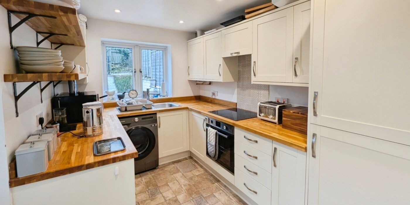 Ahu Tytd5w Um SGJAJ62 CFLA