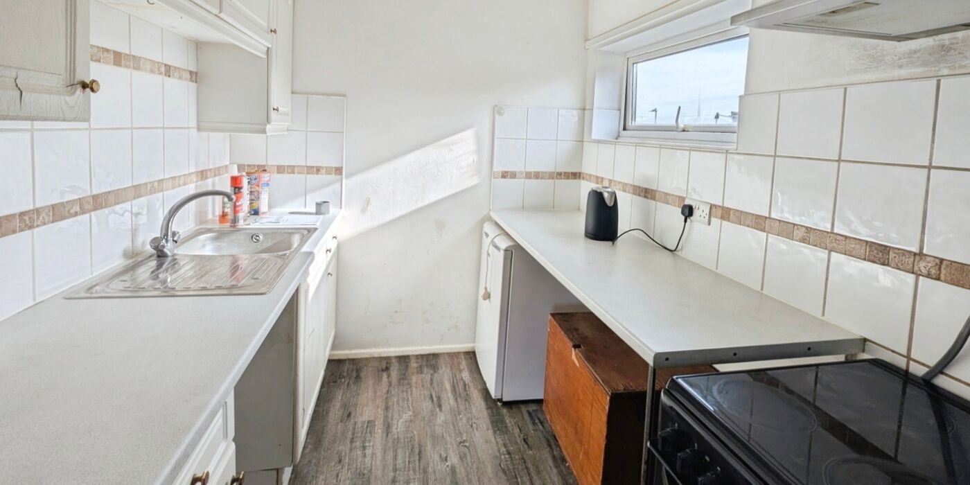 KXI1i J Hmd0 r Uu Kw2 J8g5 A