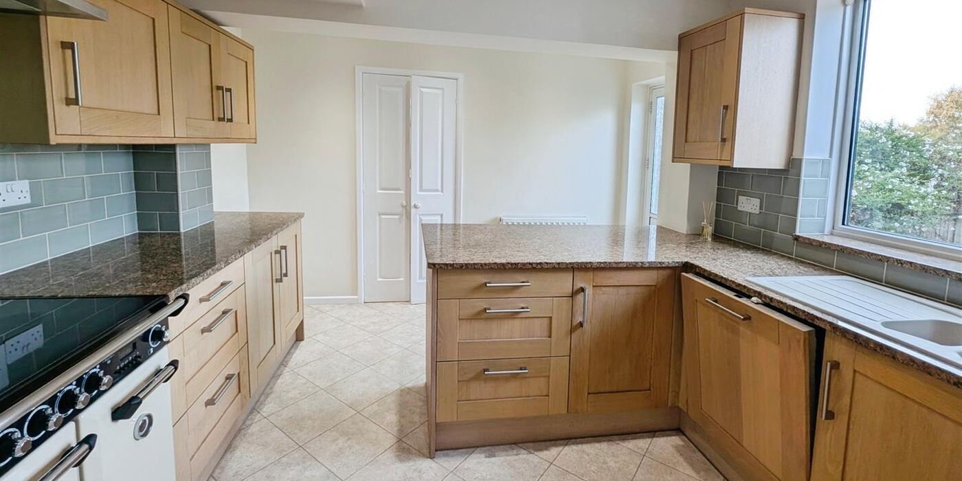 LQ4d428 SU Um Hi20hv Jd Nn A