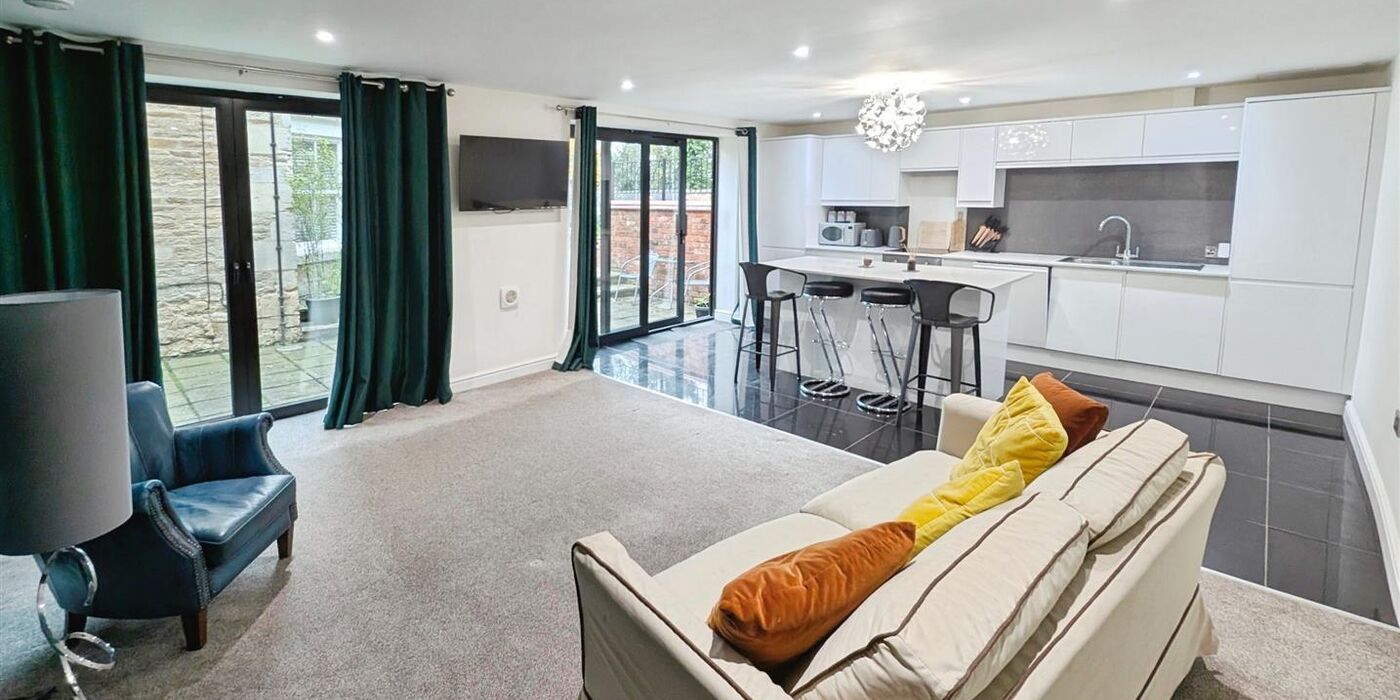 Tb NDJR Qh U0 Oq3 Qxx Vboy A