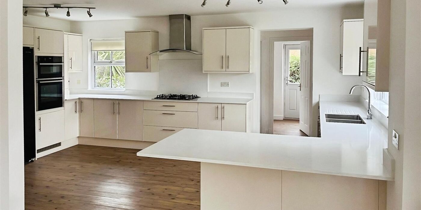 Xaz68ab BZ0 Sf Mv8 F Lnve Xw