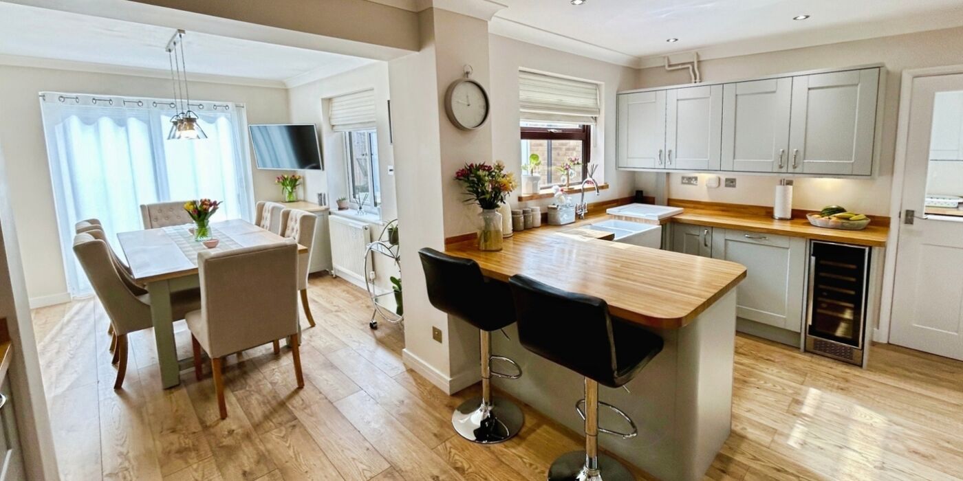 A IP4m F Th V Em HJ2 QF8n9aw