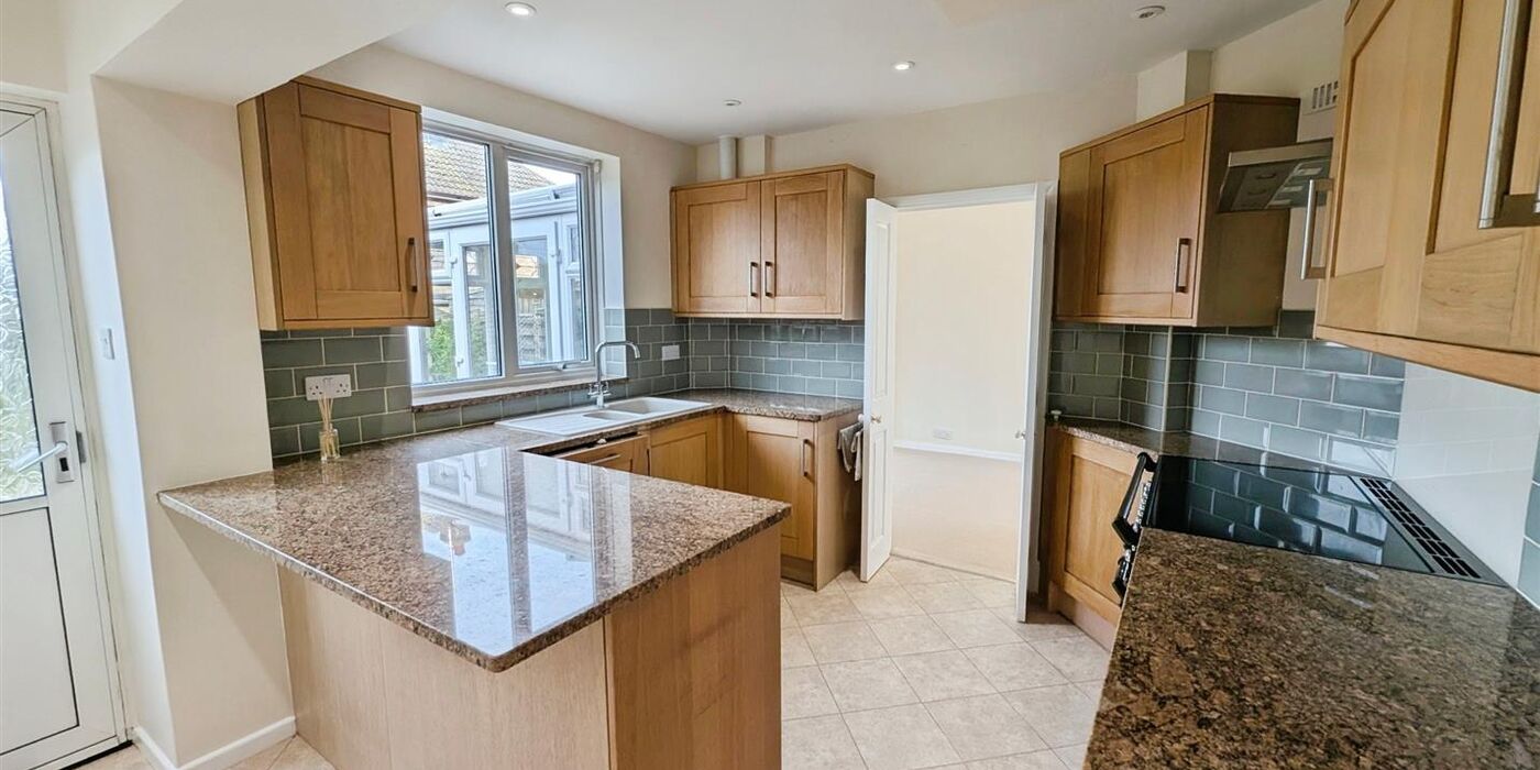 Utt S Dp Mp EESJ Irk8y Csr UA